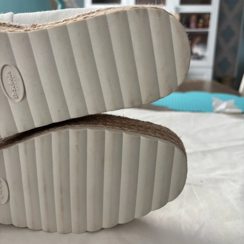 Dr Scholl’s Sun Ray Espadrilles Loafer White Canvas Sporty and Sustainable